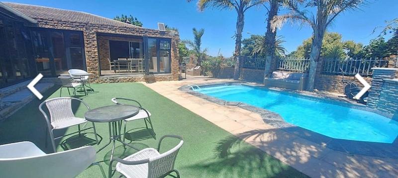 7 Bedroom Property for Sale in De Tijger Western Cape